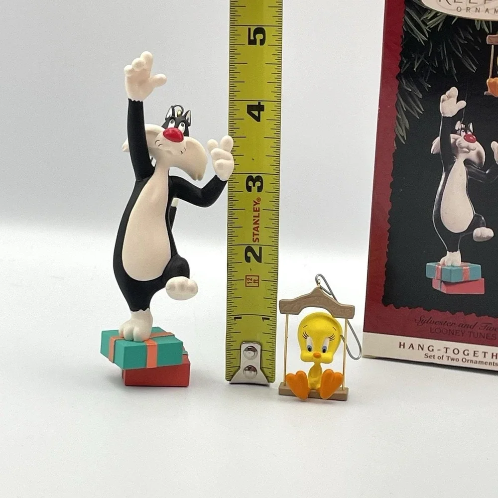 Vtg. 1995 Hallmark Looney‎ Tunes Hang Together Ornament Sylvester & Tweety 2 Pc